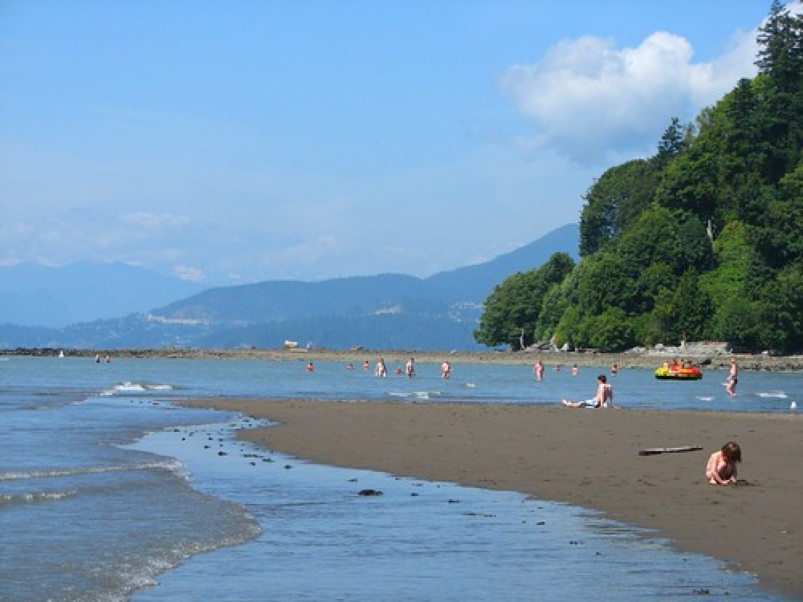 My 5 Favourite Beaches in Vancouver, British Columbia