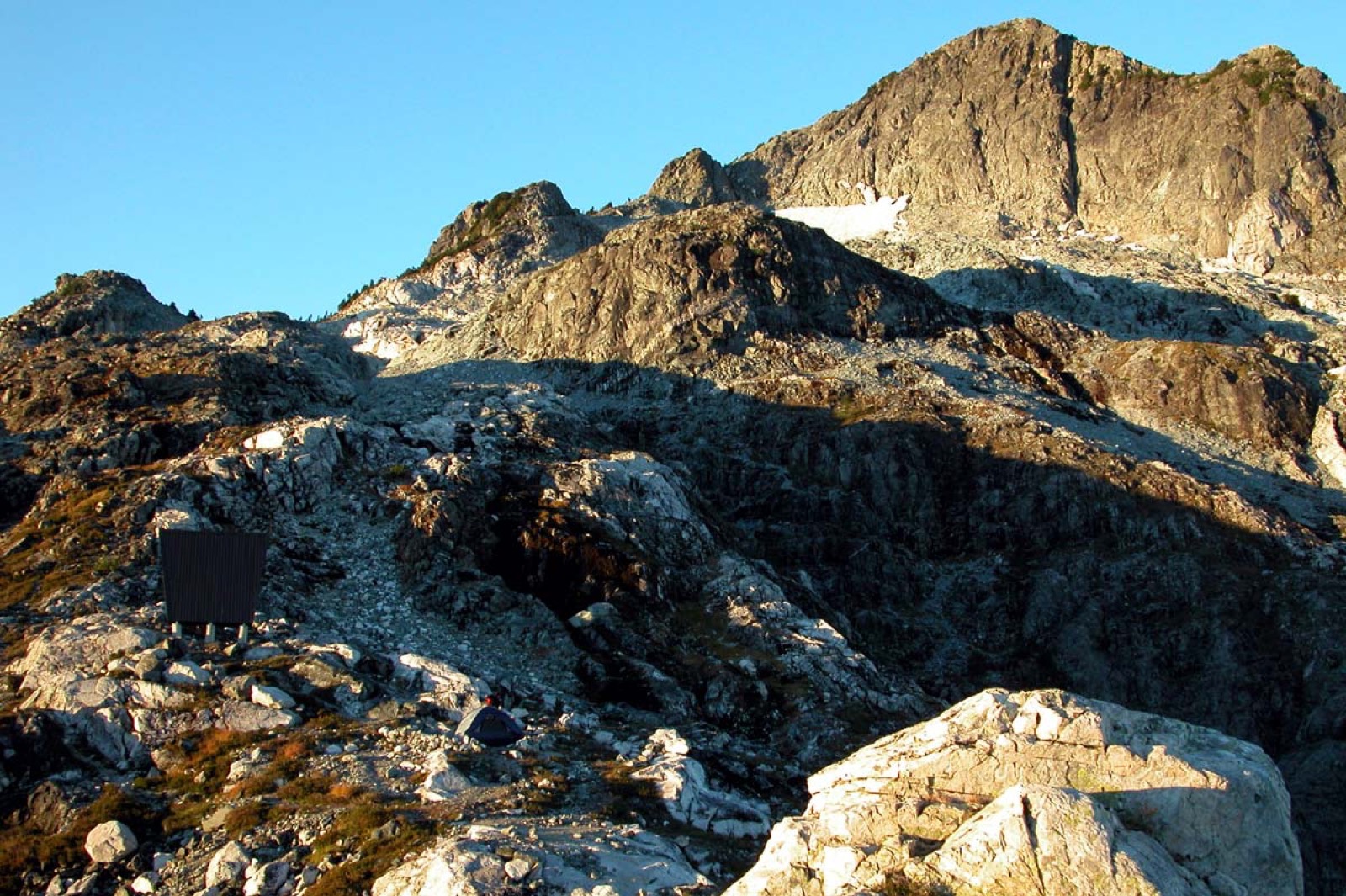 Golden_ears_summit