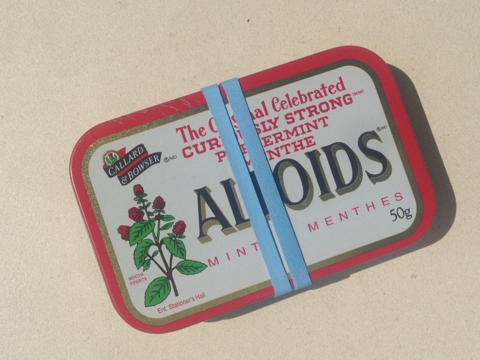 altoids tin