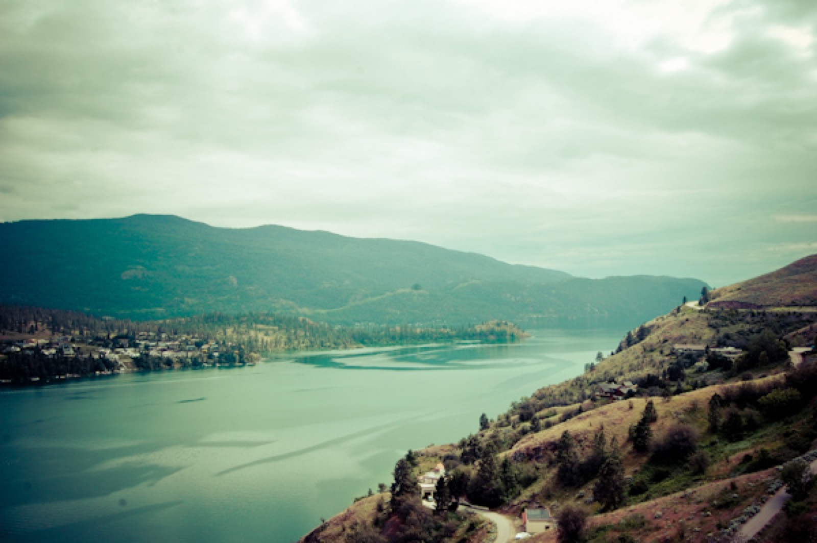 Kalamalka-Lake-Okanagan-Valley-British-Columbia