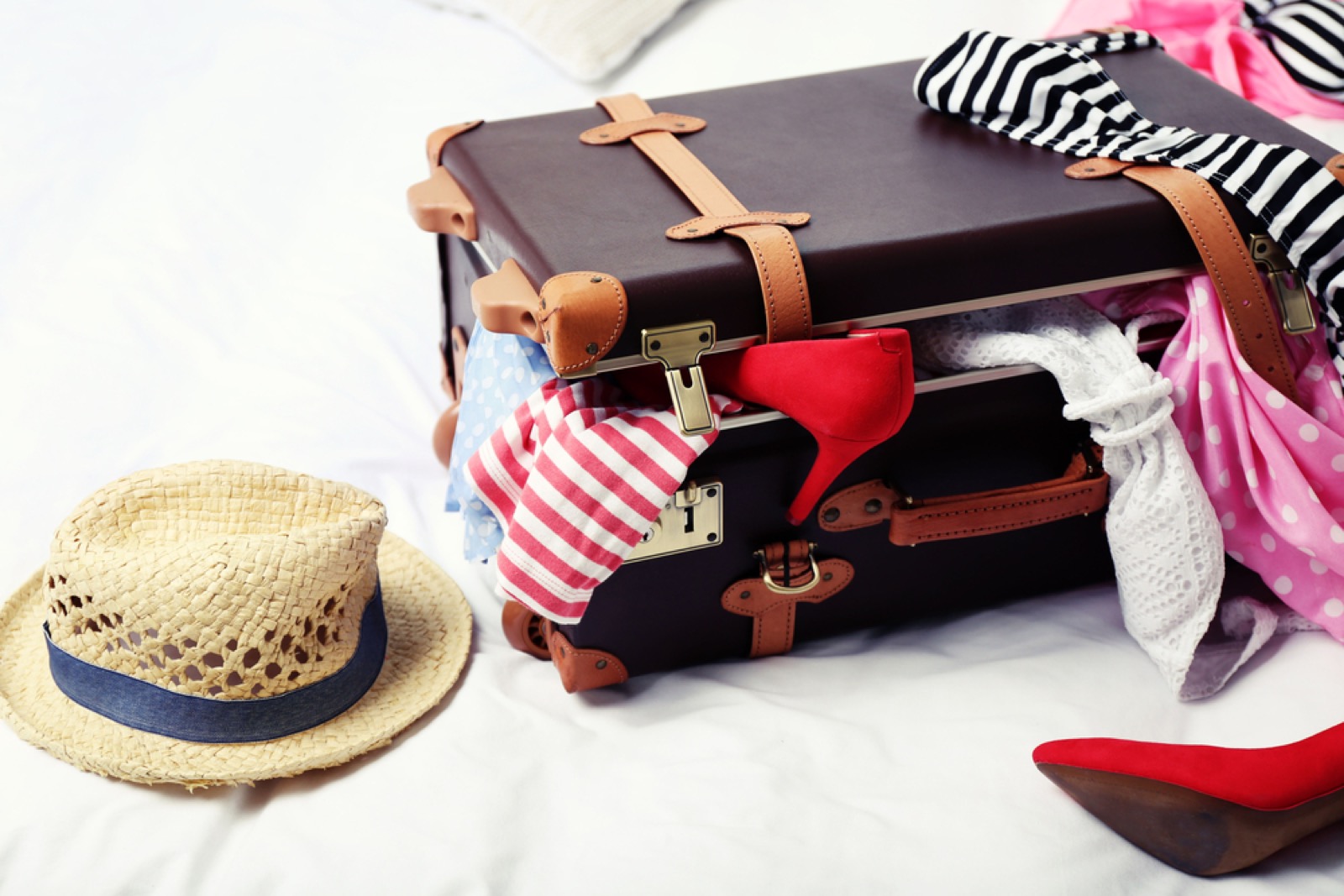 5 Small But Essential Things You Must Pack