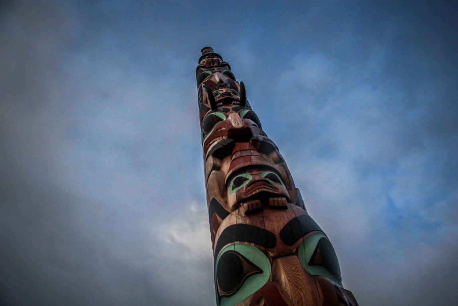 jasper-totem-pole-canada