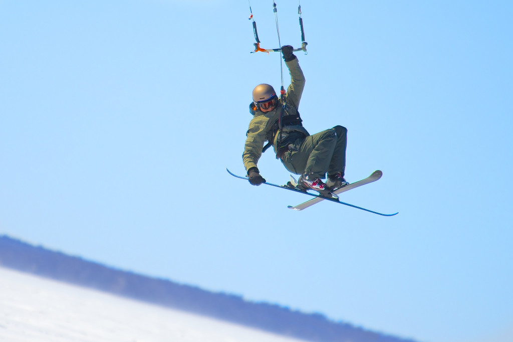 kiteboarding ski